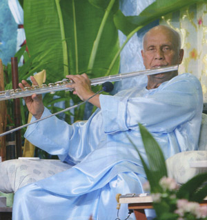 Sri Chinmoy’s Flute Anniversary Concert, 2004